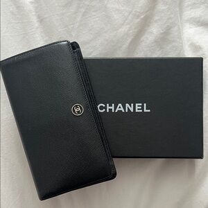 CHANEL Black Leather Wallet with Gold Accent